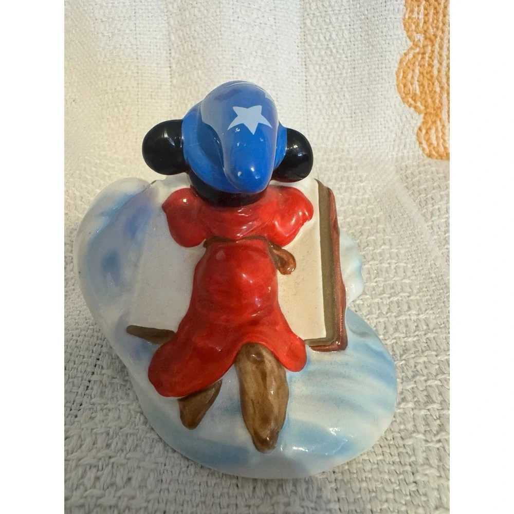 Disney Sorcerer Mickey Figurine – Fantasia Mickey with Book
